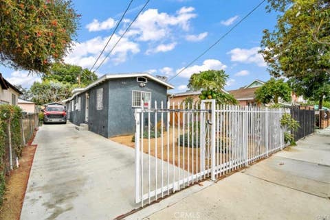 Photo of 8917 Beach Street, Los Angeles, CA 90002 (MLS # PW26160640)