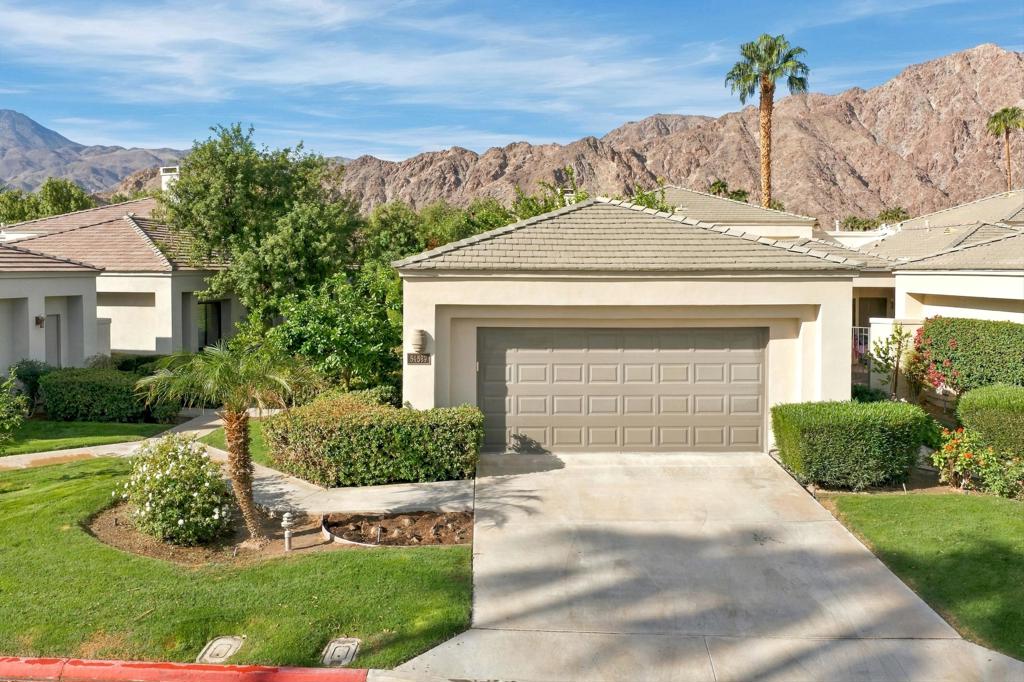 54589 Oak Hill