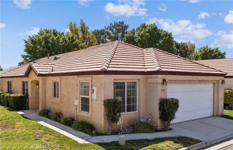 Photo of 11561 Park Lane, Apple Valley, CA 92308 (MLS # IG26184581)