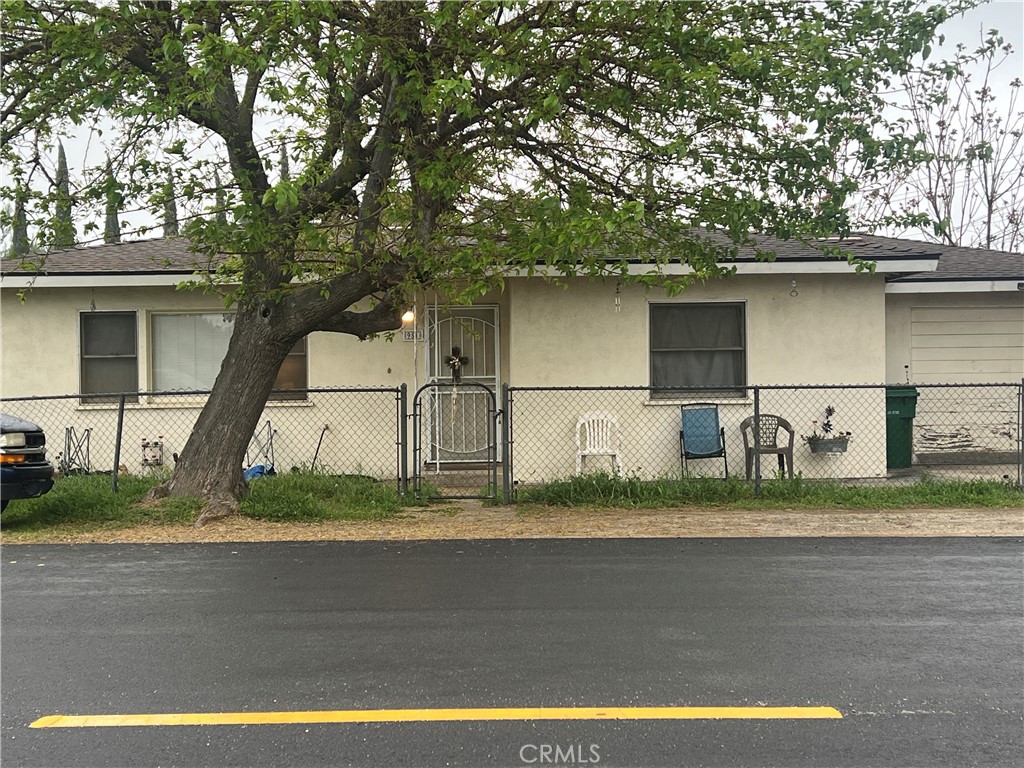951 E 7th Street