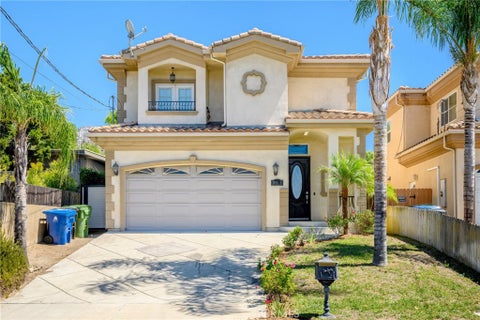 Photo of 10508 Fernglen Avenue, Tujunga, CA 91042 (MLS # GD26193830)