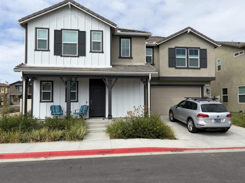 Photo of 777 Kingbird Loop Loop, Oceanside, CA 92058 (MLS # 260023020SD)