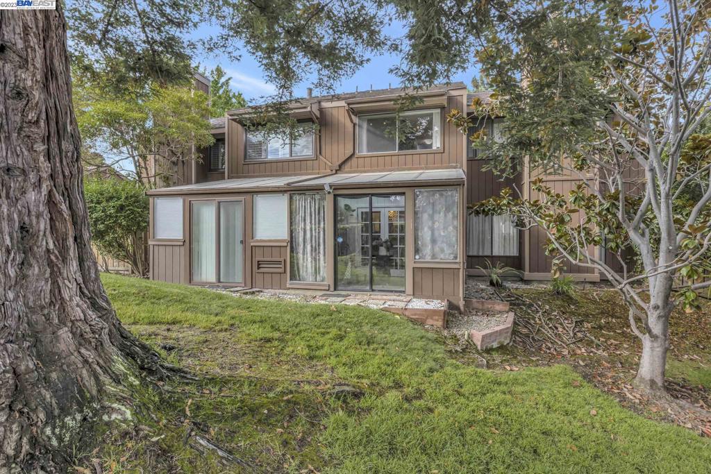 FAIRVIEW - Residential