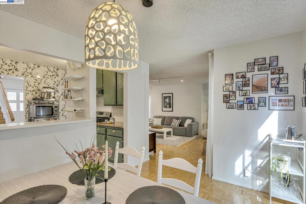 FAIRVIEW - Residential