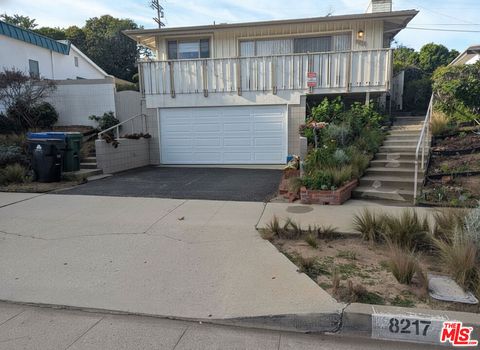 Photo of 8217 Billowvista Drive, Playa Del Rey, CA 90293 (MLS # 26640811)