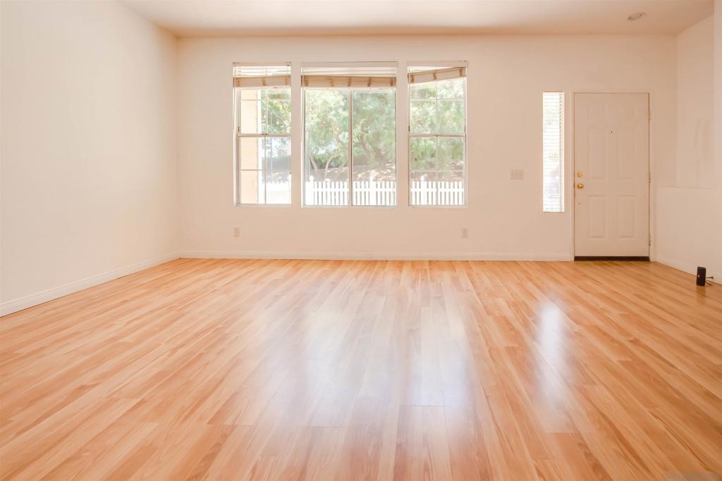 1311 phlox court