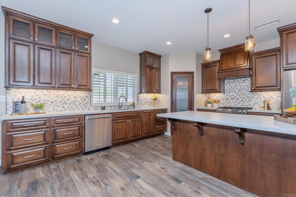 1208 Ledesma Ln