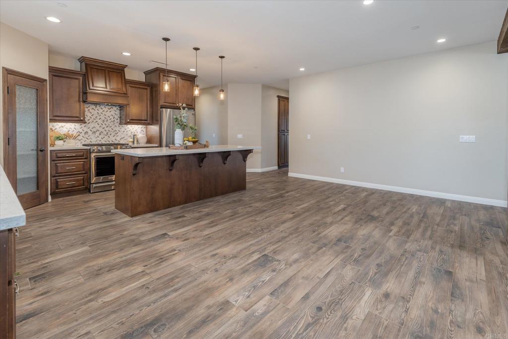 1208 Ledesma Ln