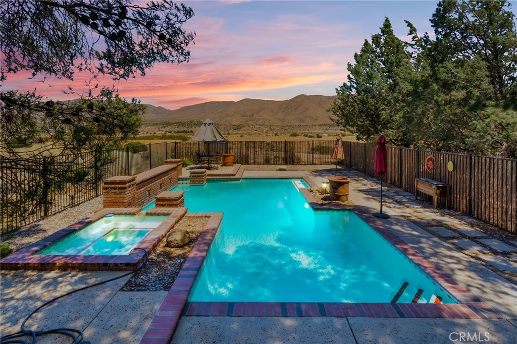 6375 Arrowhead Lake Road