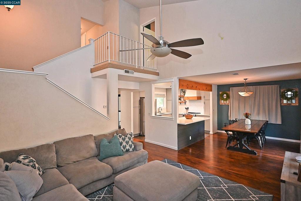 SUNRISE RIDGE - Residential