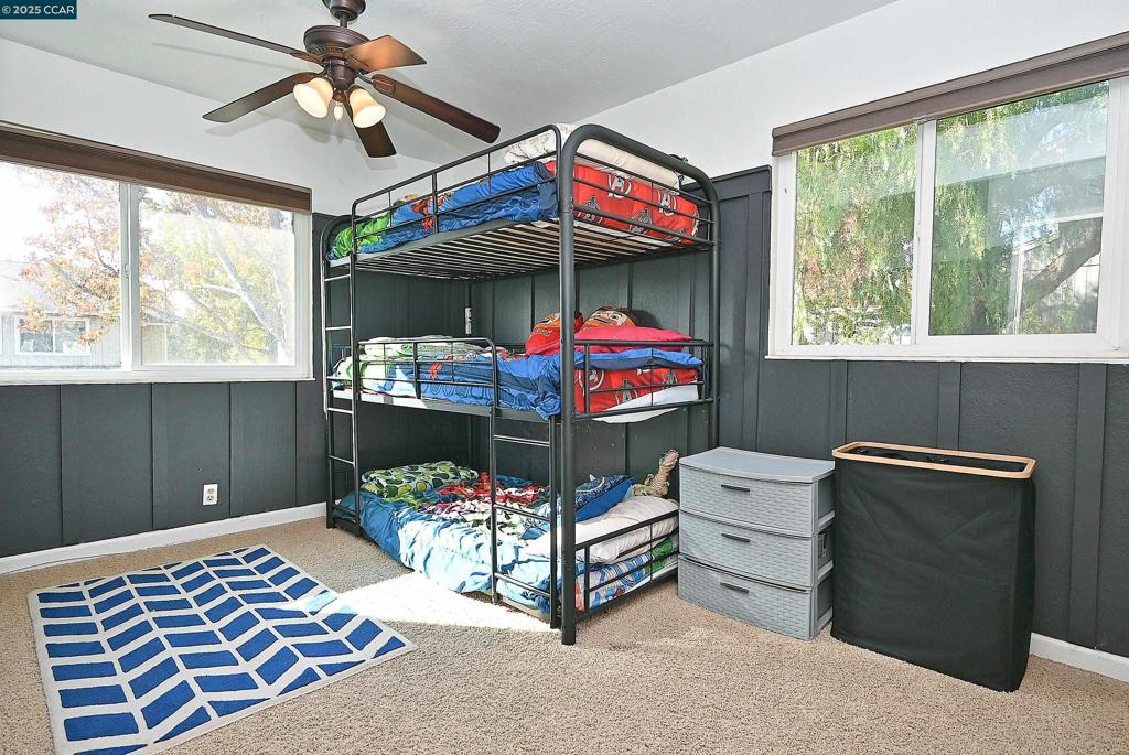 SUNRISE RIDGE - Residential