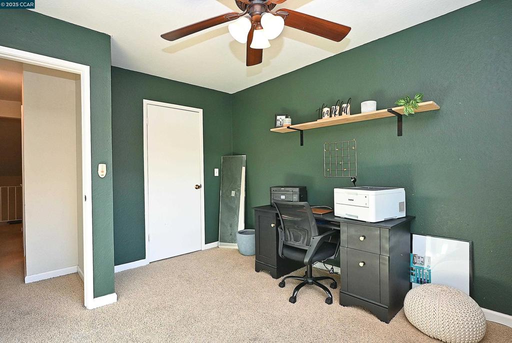 SUNRISE RIDGE - Residential