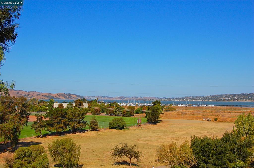 SUNRISE RIDGE - Residential