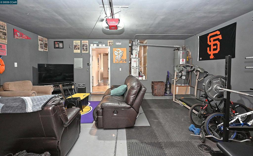 SUNRISE RIDGE - Residential