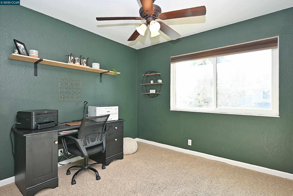 SUNRISE RIDGE - Residential