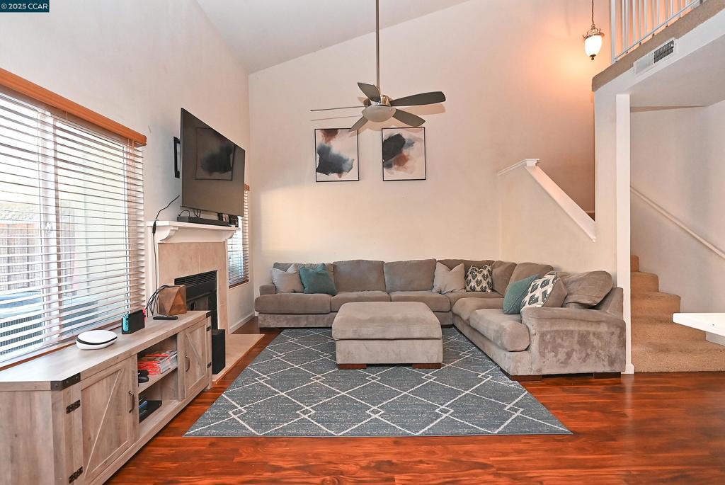 SUNRISE RIDGE - Residential