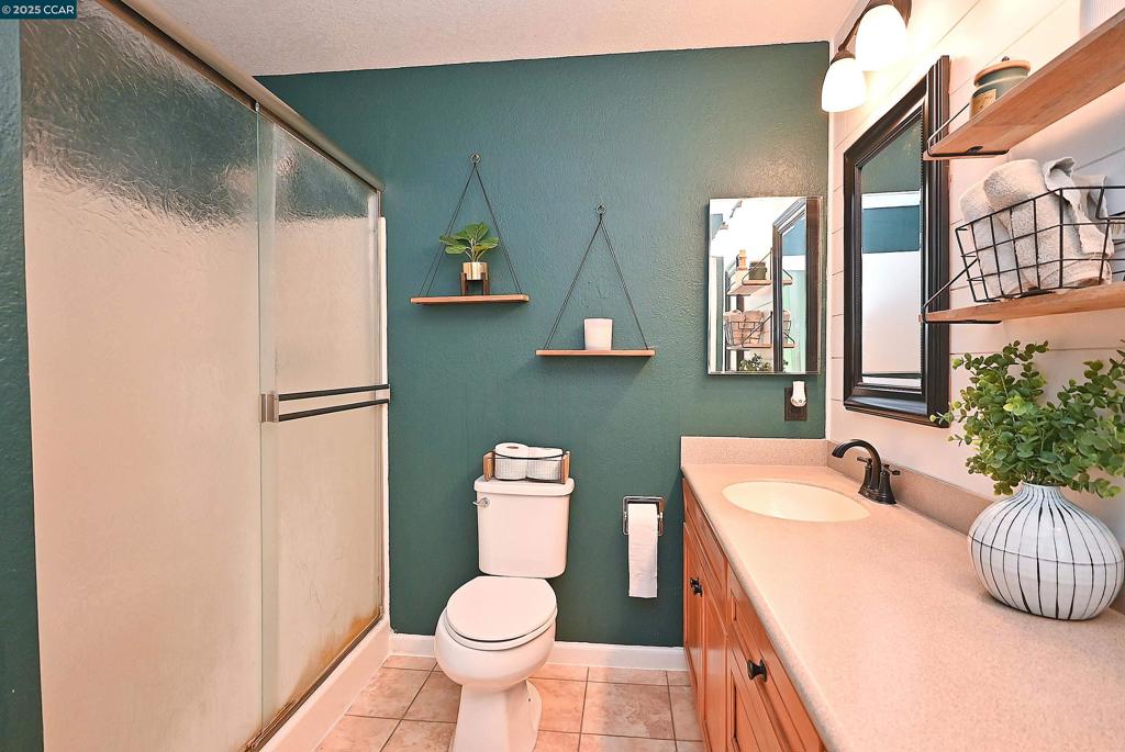 SUNRISE RIDGE - Residential