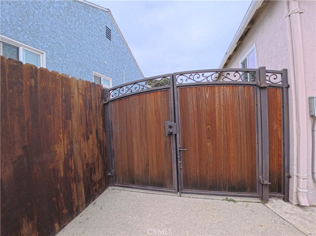 Artcraft Manor (AM) - Residential Lease