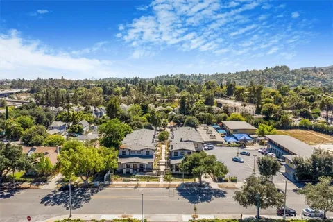 569 Lincoln Avenue Unit 9, Pasadena, CA 91103 - MLS#: WS25230361