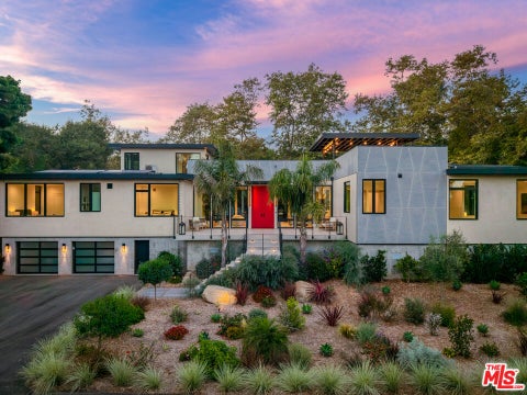 Photo of 204 Olive Mill Road, Montecito, CA 93108 (MLS # 26929881)
