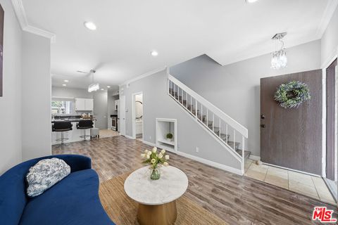 Photo of 227 Via Colinas, Thousand Oaks, CA 91362 (MLS # 26669245)