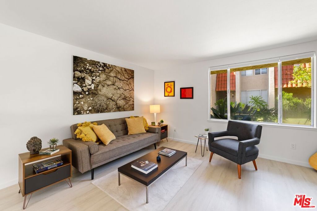 Indian Canyon Gardens - Residential