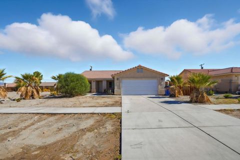 Photo of 2786 Stardust Avenue, Thermal, CA 92274 (MLS # 219137963DA) Photo of 2786 Stardust Avenue, Thermal, CA 92274 (MLS # 219137963DA)