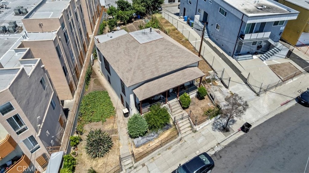 Properties 1 811 N Bunker Hill Avenue