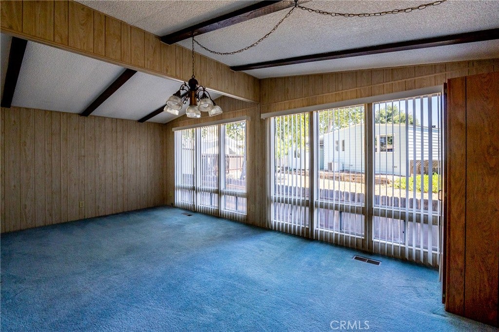 10025 El Camino Real 32