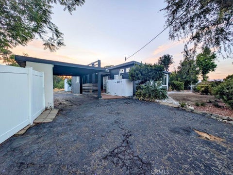 Photo of 31390 Mesa DR, Redlands, CA 92373 (MLS # IV26179339)