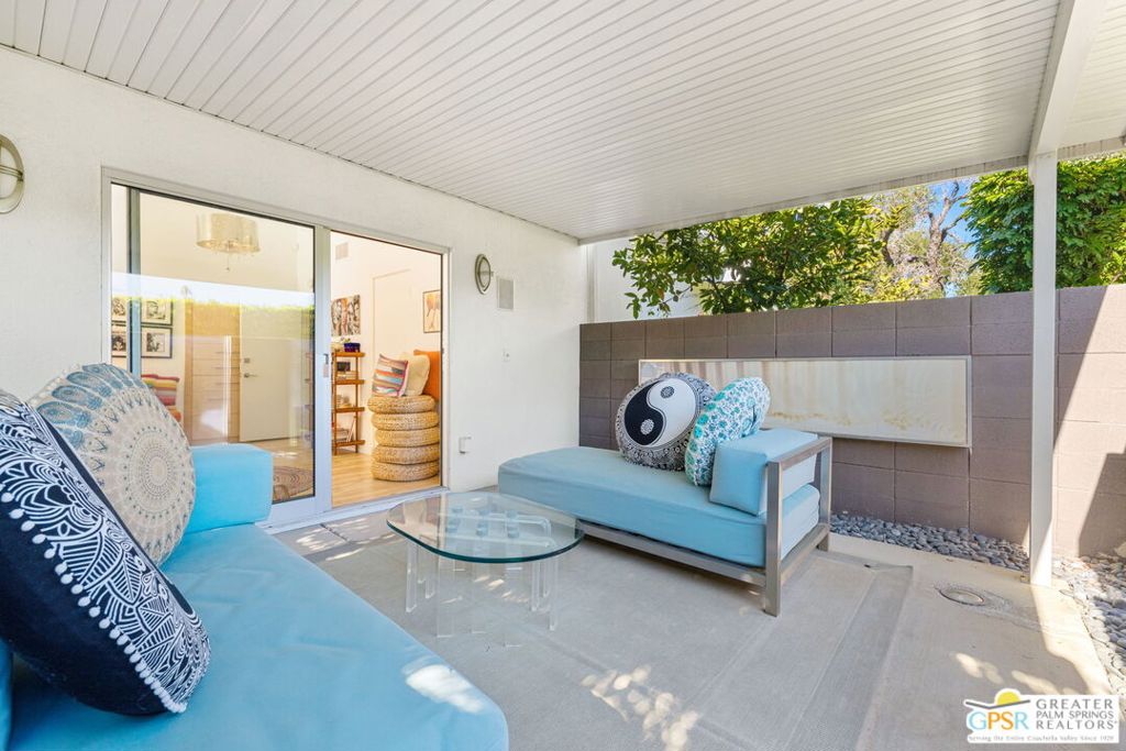 Vista Las Palmas - Residential