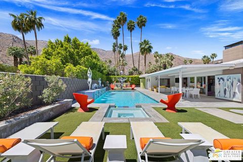 Photo of 611 W Leisure Way, Palm Springs, CA 92262 (MLS # 25628979PS)