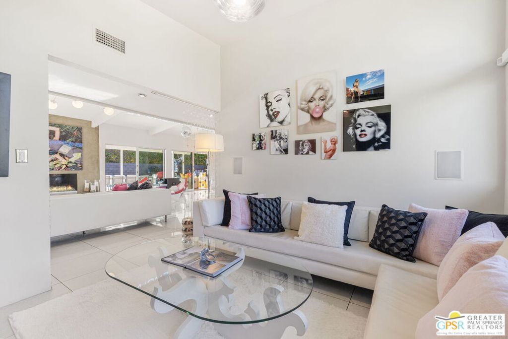 Vista Las Palmas - Residential