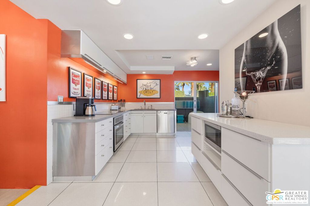 Vista Las Palmas - Residential