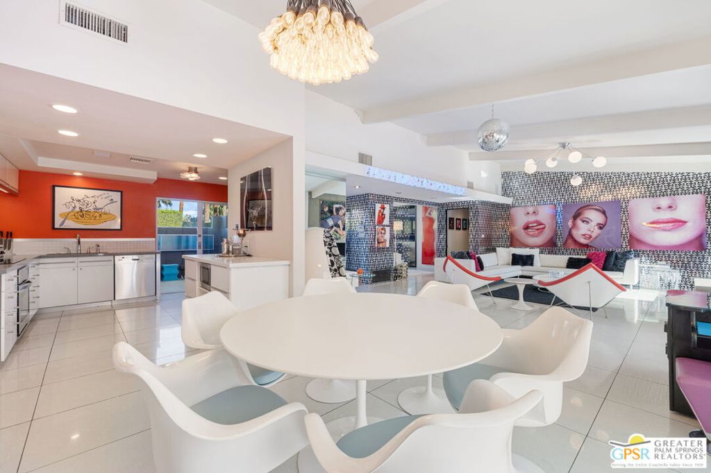 Vista Las Palmas - Residential