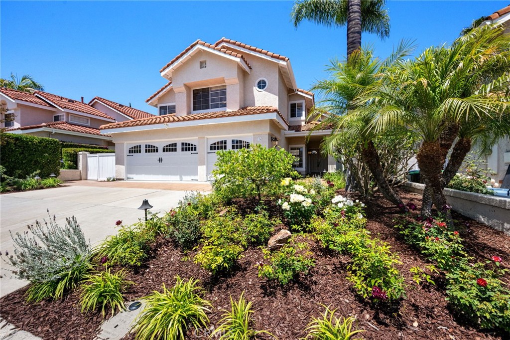 5 Vistamar Drive