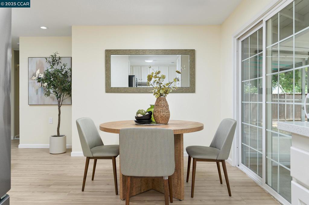 SPRINGTOWN - Residential