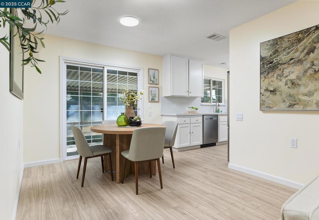 SPRINGTOWN - Residential
