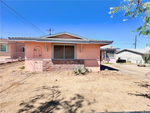 Photo of 308 Ute AVE, Barstow, CA 92311 (MLS # CV26143654)