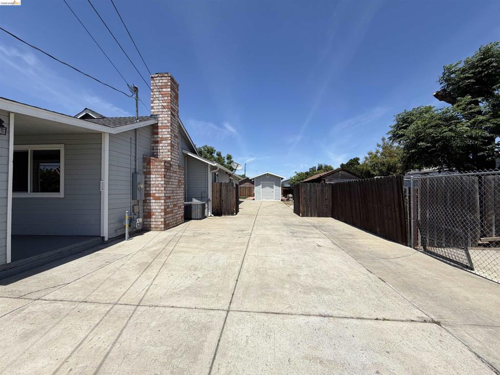 40 Malicoat Ave