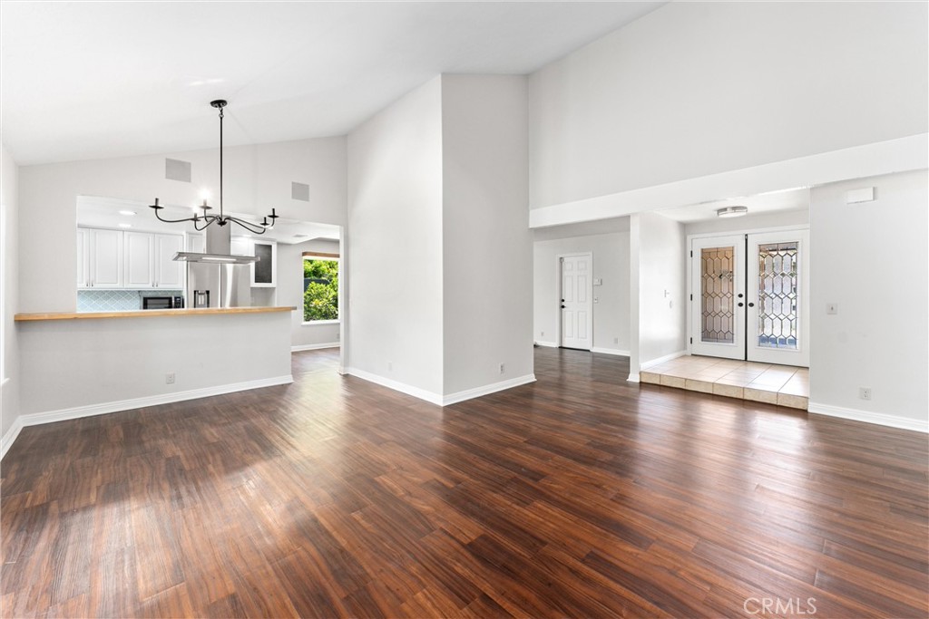 201 W Harvey Avenue
