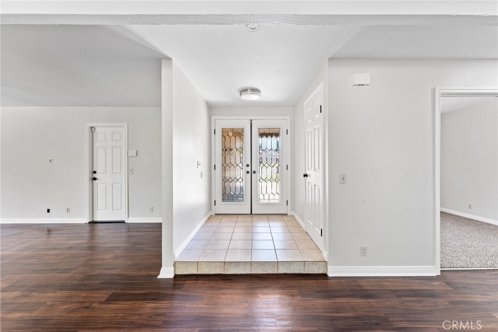201 W Harvey Avenue