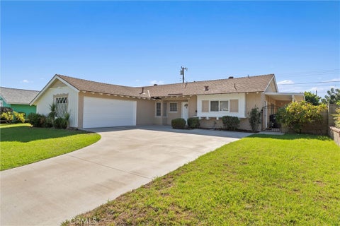 Photo of 11271 Cherry Street, Los Alamitos, CA 90720 (MLS # PW26203997)