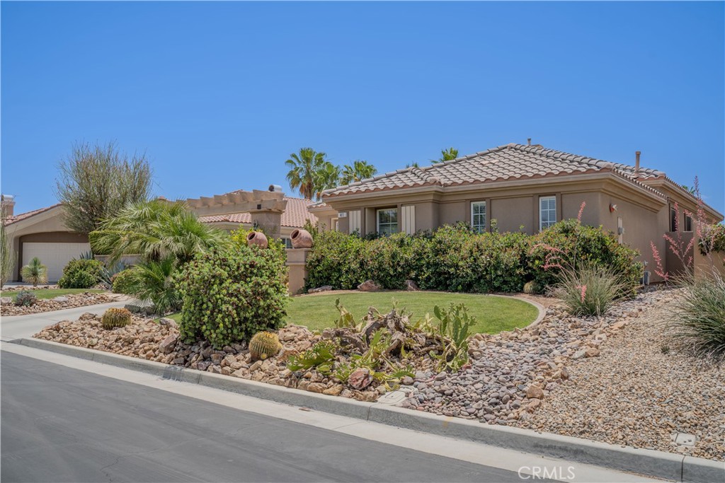 41 Vista Mirage Way