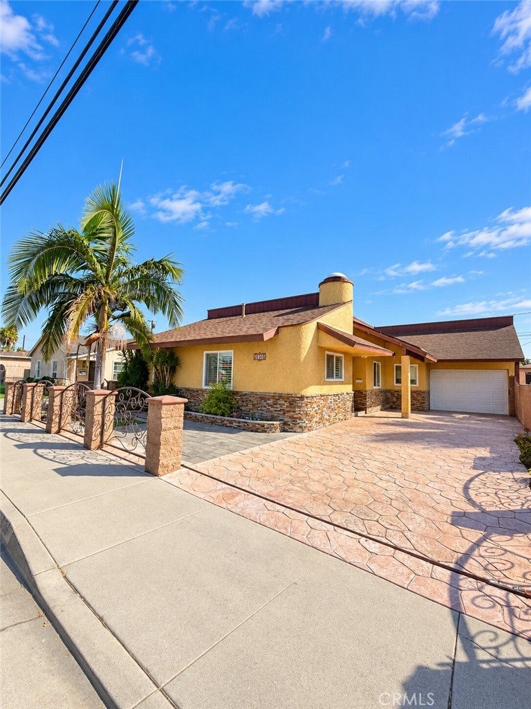 11538 Foster Road