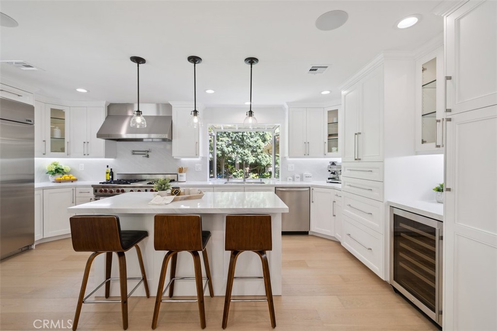 Properties 4 23440 Park Hacienda