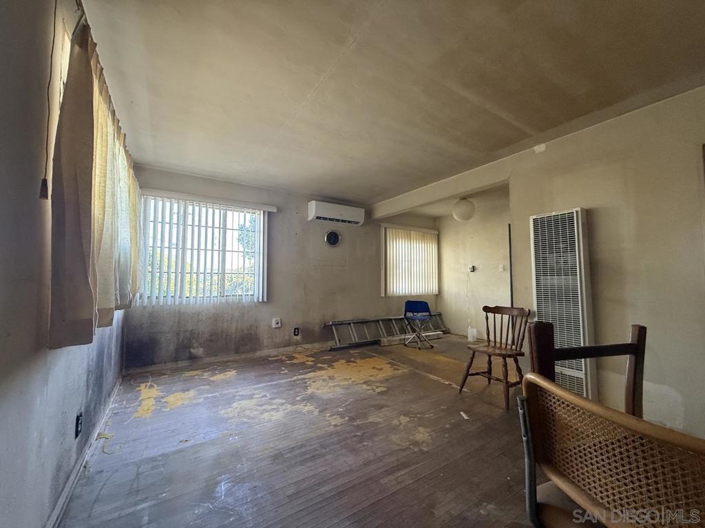 Linda Vista - Residential Income