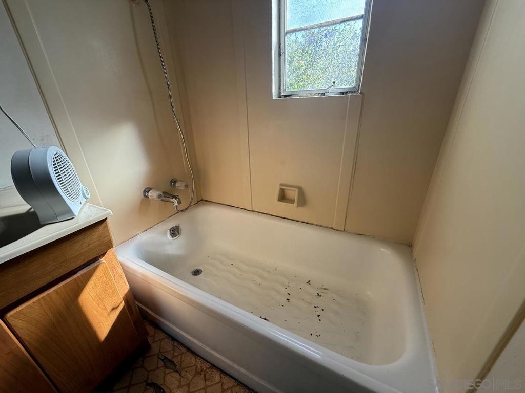 Linda Vista - Residential Income