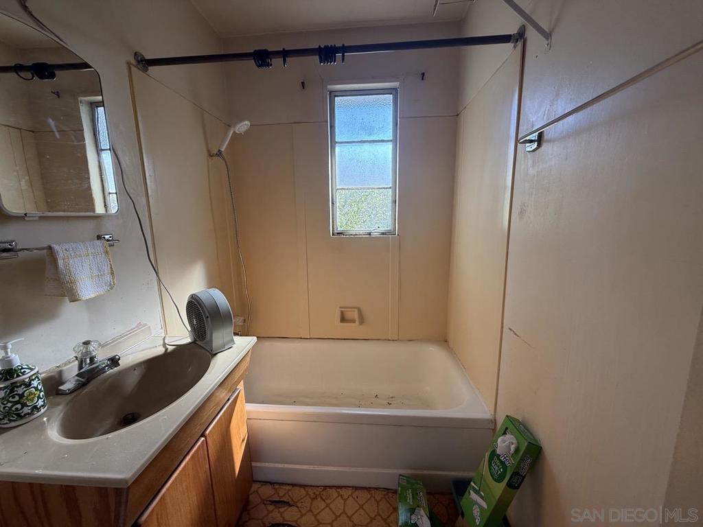 Linda Vista - Residential Income