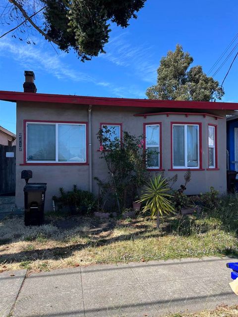 Photo of 2417 Esmond Ave Ave, Richmond, CA 94804 (MLS # 41120532)